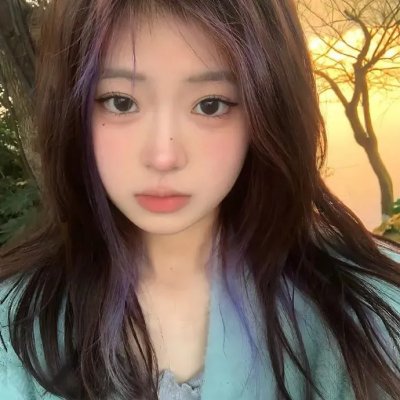 踉跄女孩